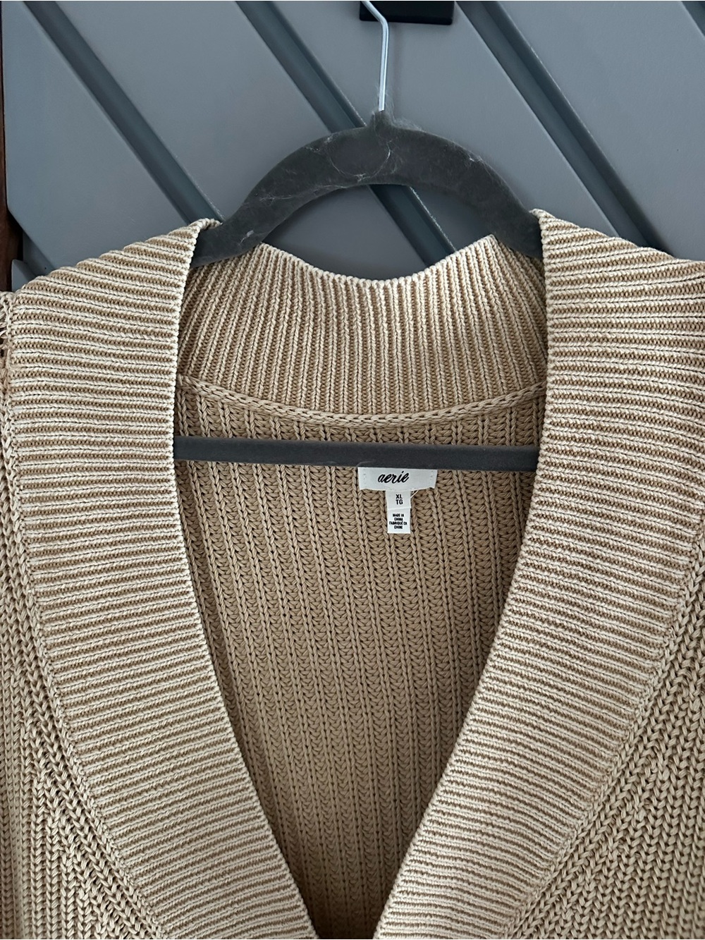 aerie Chunky V-Neck Ribbed Sweater - Cream - Picture 3 of 4